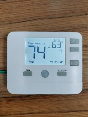 Intellectual Design Smart Control for Heating and Cooling in Air Conditioning Thermostat System