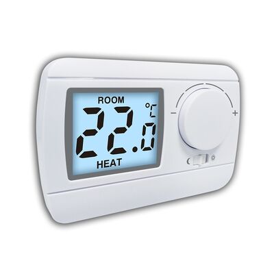 Weißfarbiger Heißluftkessel mit Heizschalter abgeschaltet